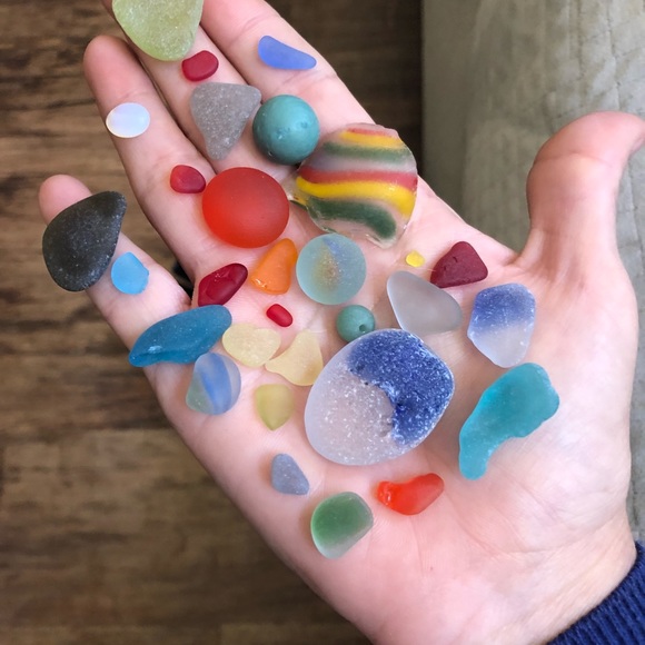 Meet your Posher, Adria - Picture 5 of 11